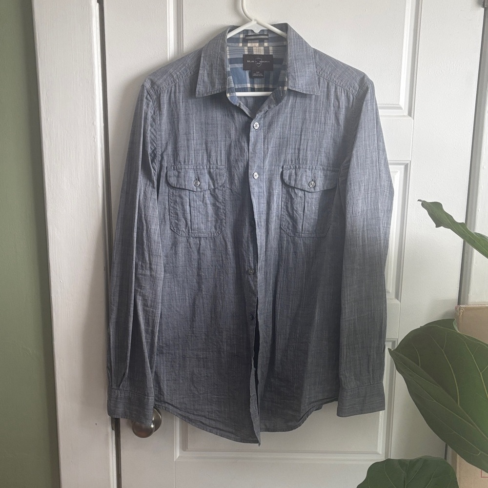 Black/Brown Double Breasted Pockets Chambray light blue button down size S/M